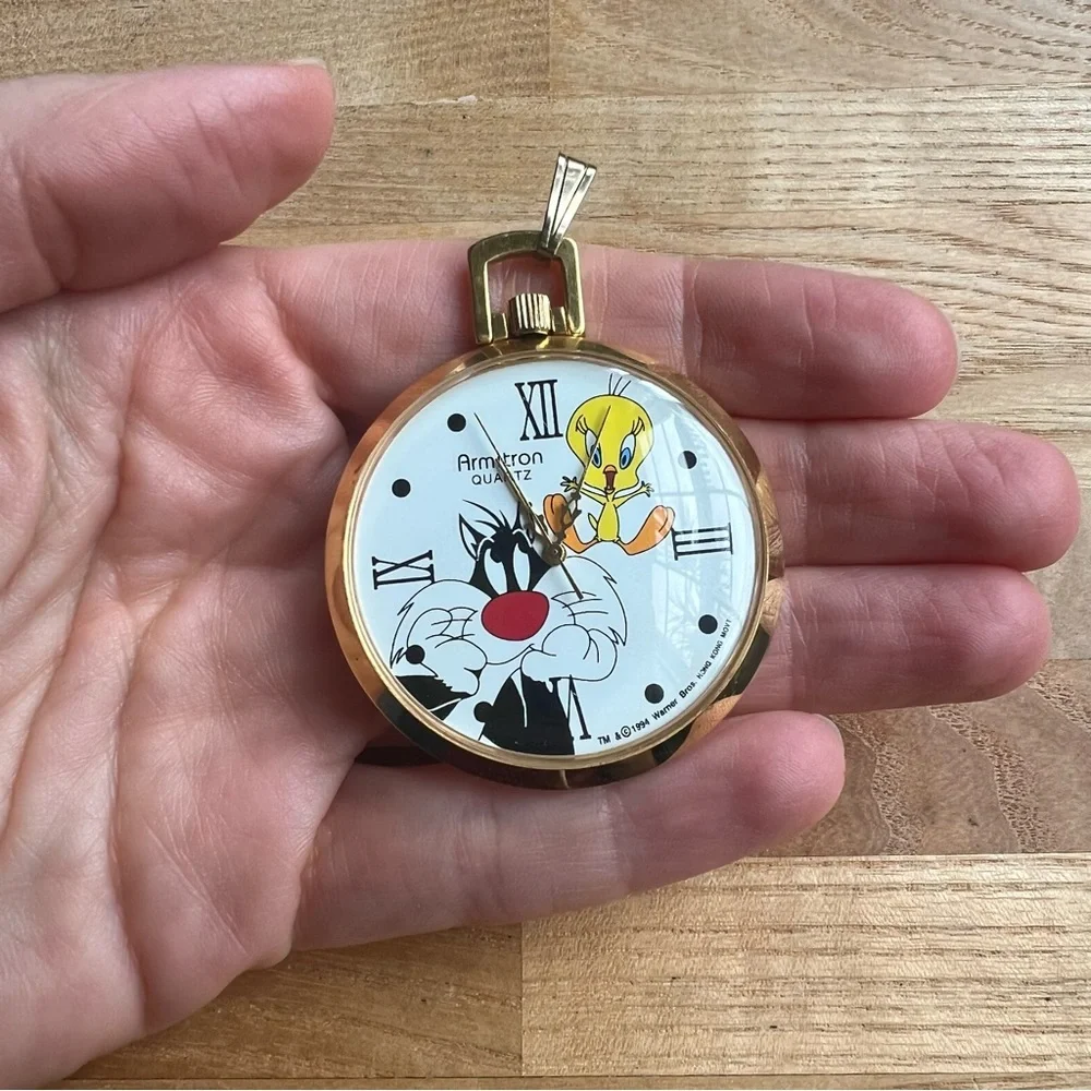Vintage Armitron Looney Tunes Sylvester and tweety pocket watch NEW BATTERY